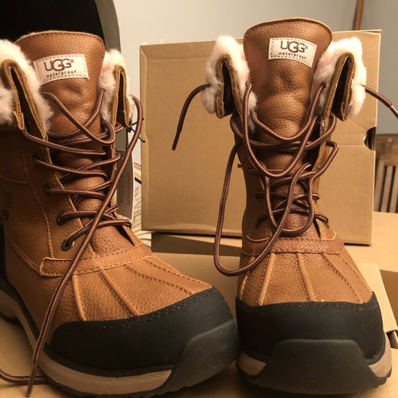 women's adirondack boot round toe leather & suede waterproof booties